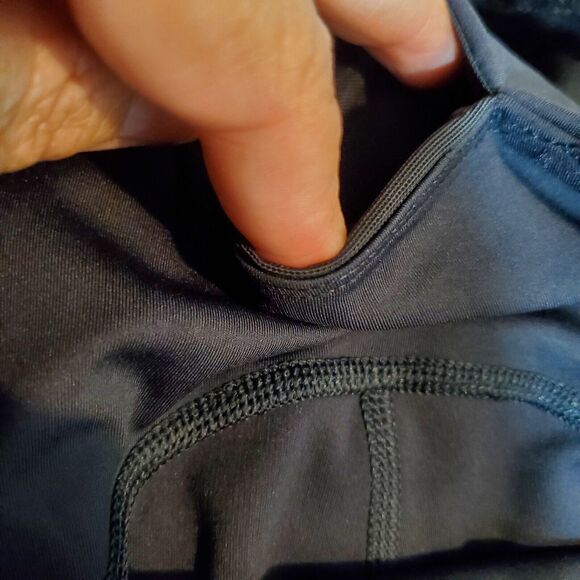 Athleta Ultimate Stash Pocket Capri Black Leggings Size XXS NWT - Picture 7 of 12